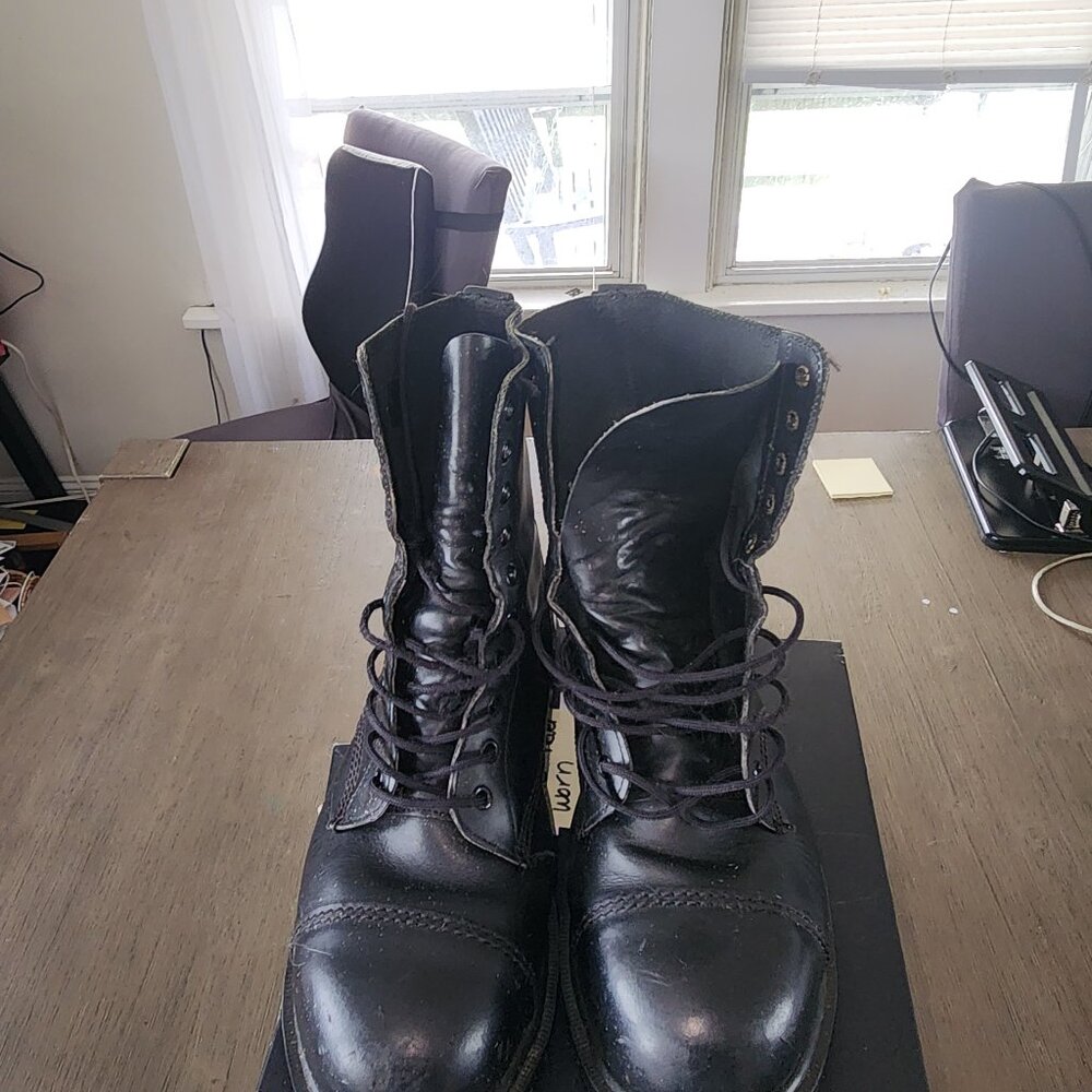 Vintage late 90s Grip Fast Steel Toe 10 eye Boots